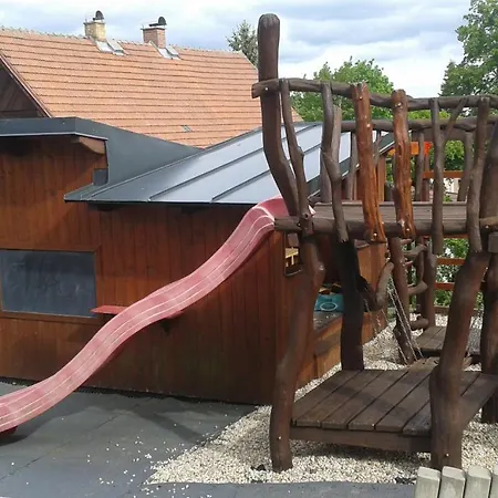 Ubytovani U Bohouse Apartmán